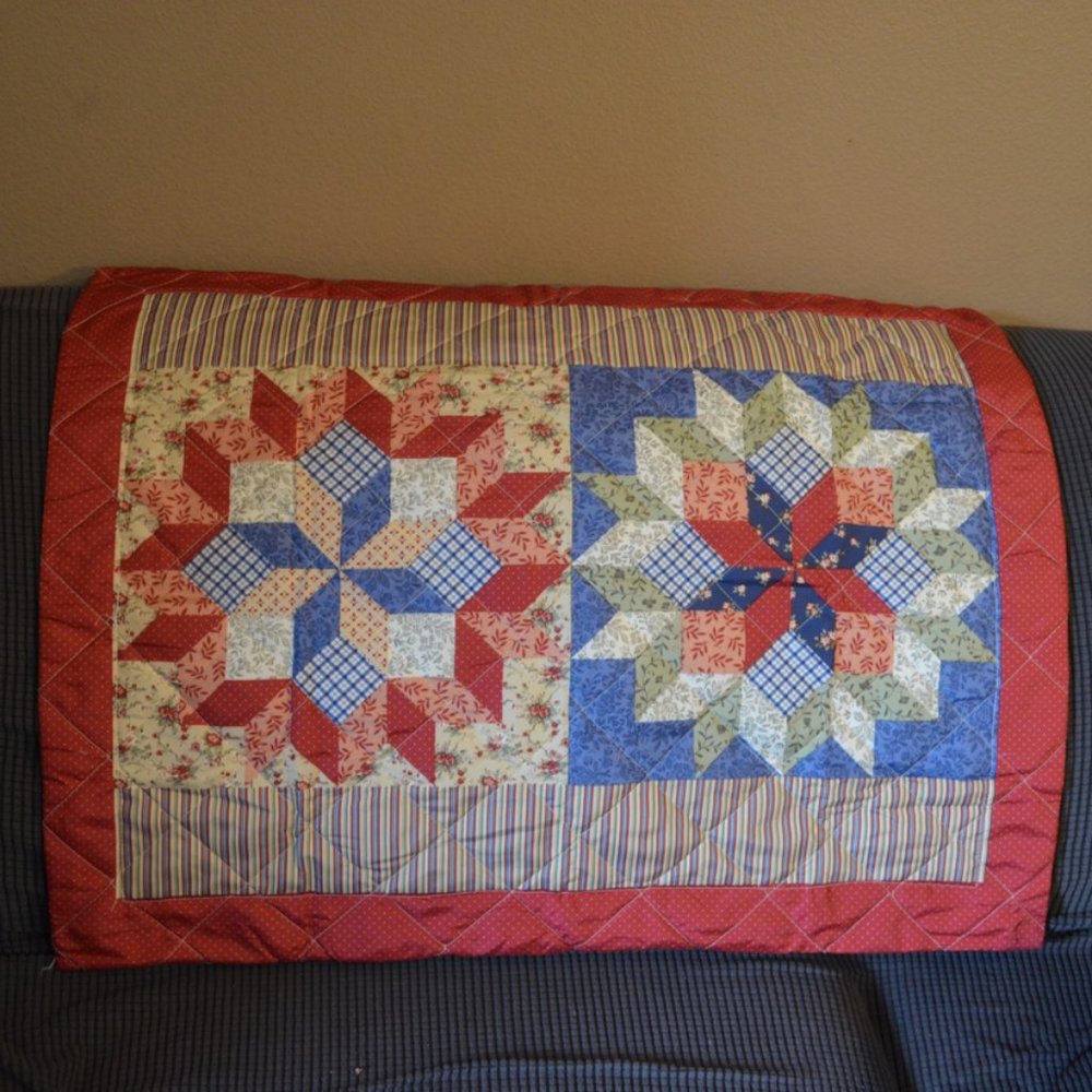 MAINSTAYS (TM) Like Quilted Pillow Case Rectangle Red-Blue-White 31' x 24.5'